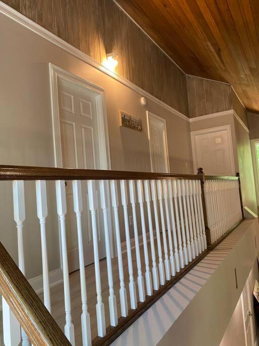Modern Home Near Lake W Hottub, Game Room, Fireplace Albrightsville Zewnętrze zdjęcie